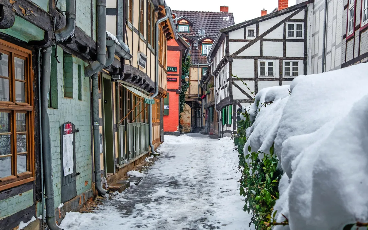 Welterbestadt Quedlinburg im Winter mit Schnee Winterimpressionen