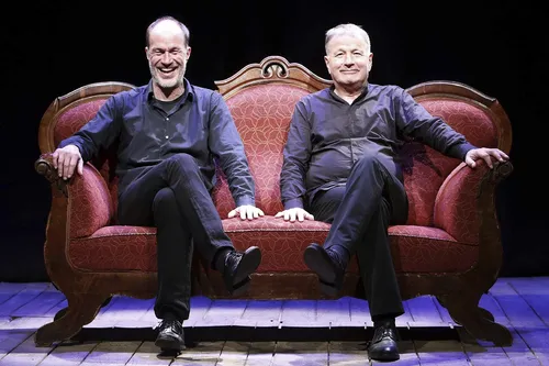 Zum Theater am Rand