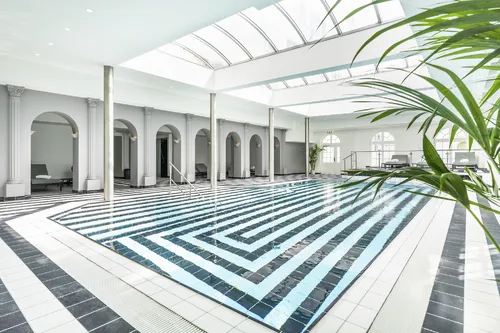 Strandhotel Pool