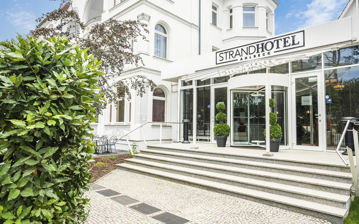 Strandhotel Ahlbeck Eingang