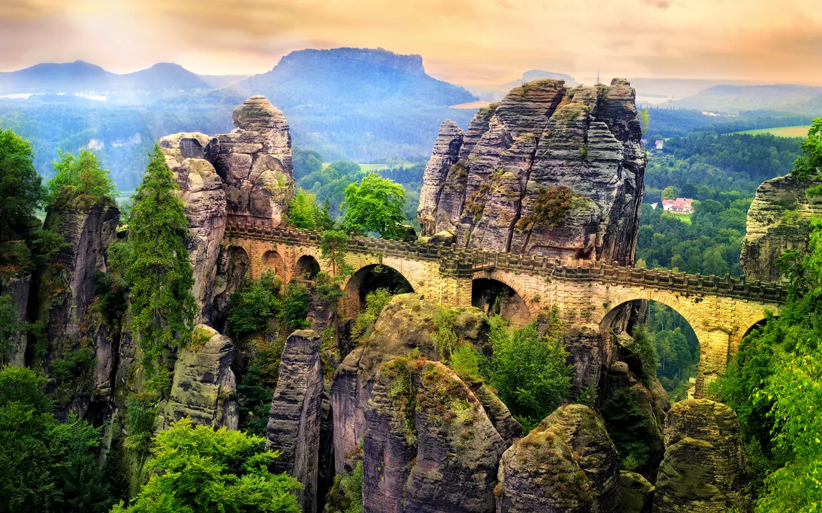 Felsformation Bastei in der Sächsischen Schweiz, Deutschland