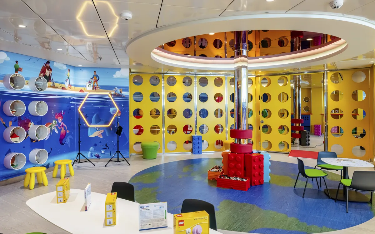 MSC Euribia Junior Club Lego