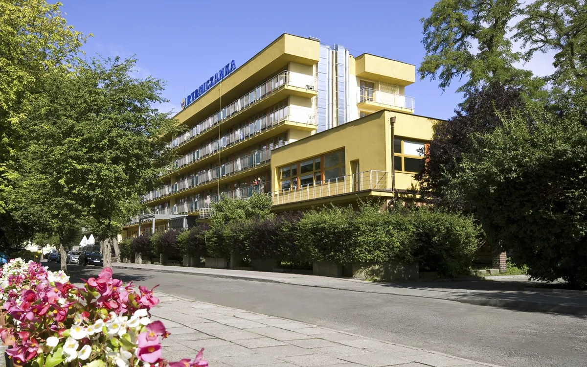 Hotel Rybniczanka Fassade