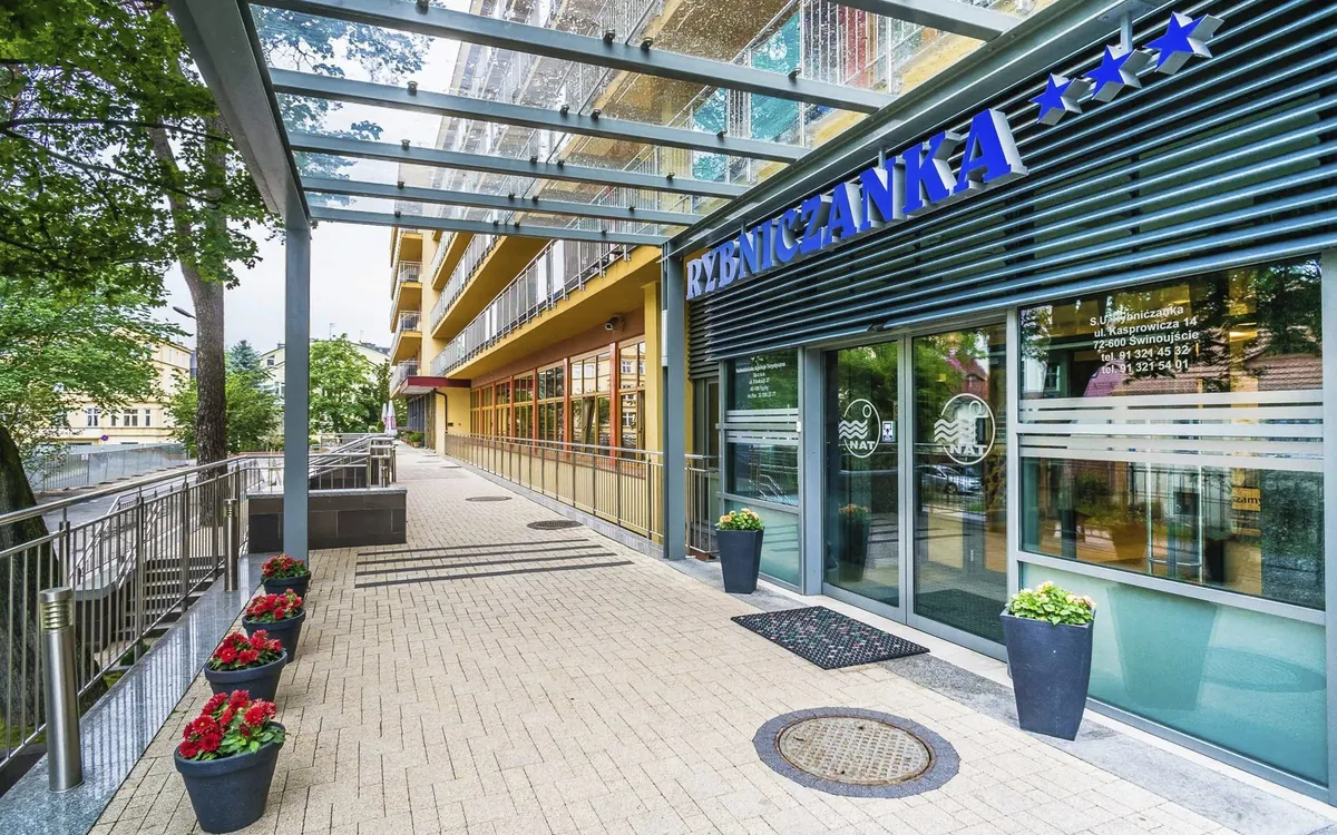 Hotel Rybniczanka Eingang